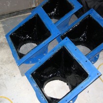 Pokryte wykładziną z materiału Belzona 2111 (D&A Hi-Build Elastomer)