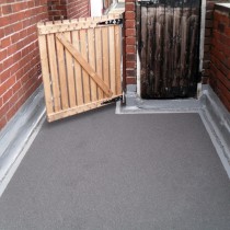 Materiał Belzona 3131 (WG Membrane) zastosowany wraz z kruszywem zapewniającym powierzchnię przeciwpoślizgową