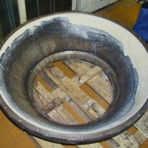 Wykładzina elementu zbiornika naprawiona i zabezpieczona z użyciem materiału Belzona 4111 (Magma-Quartz)