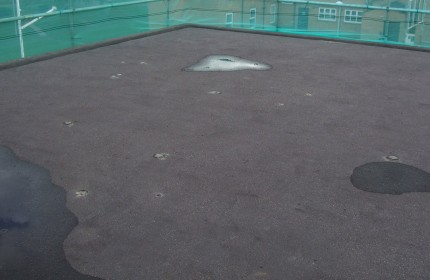Połać dachu przed zastosowaniem materiału Belzona 3111 (Flexible Membrane) 